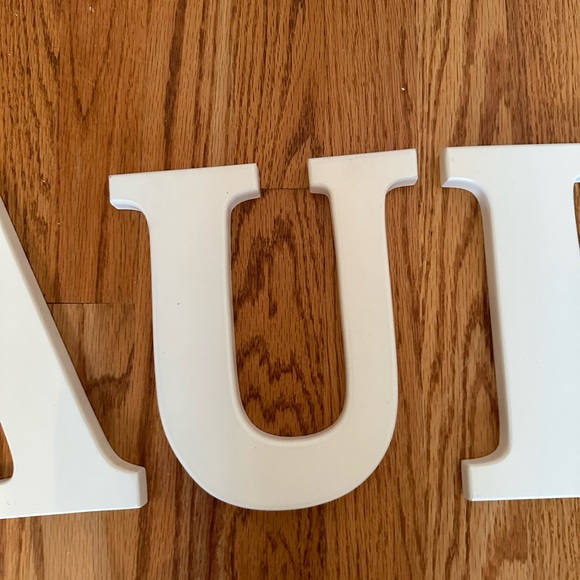 “Lauren” Wooden Block Letters - Picture 5 of 9